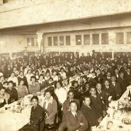 Chinese community dinner, unknown location, circa 1918-1925