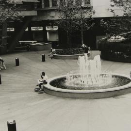 Fountain in Australia Square