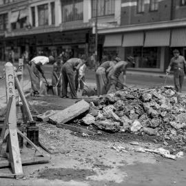 Burst water main at the corner of Liverpool St and Elizabeth St