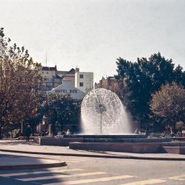 El Alamein Fountain on corner of Fitzroy Gardens, Macleay Street Potts Point, circa 1960