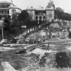 Excavation work in front of Tarana and Bomera in Wylde Street Potts Point, 1908