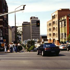 Corner of Oxford and Crown showing deep fallaway ideal for a deep underpass.