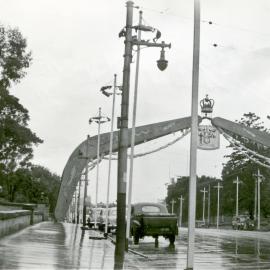 Boomerang Arch