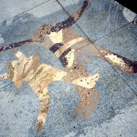 Mosaic figures, Wuganmagulya (Farm Cove), Royal Botanic Gardens, 2000