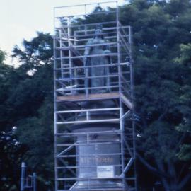 Conservation of statue of Queen Victoria.