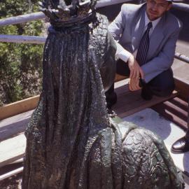 Statue of Queen Victoria.