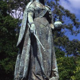 Queen Victoria Statue