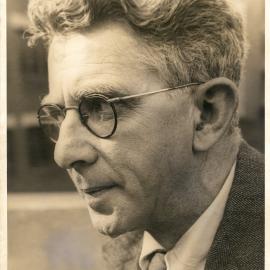 Portrait of playwright Max Eyb, Sydney, 1930s