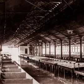 Print - Fish Market in Forbes Street Woolloomooloo, 1902