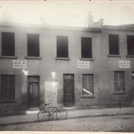 Print - Housing in Regent Street Chippendale, 1907