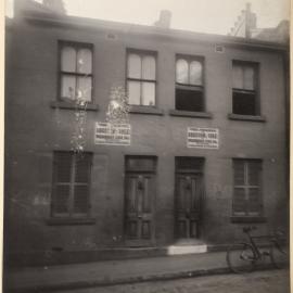 Print - Housing in Regent Street Chippendale, 1907
