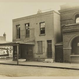 Print - Commercial premises in Regent Street Chippendale, circa 1909
