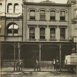 Print - Commercial buildings in Pitt Street Sydney, circa 1909