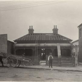 Print - Cottage in Booth Street Camperdown, 1914