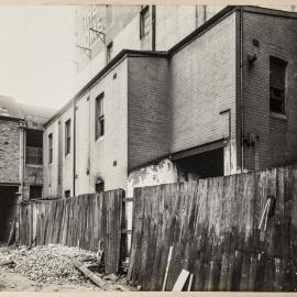 Print - Commercial premises in George Street West, Ultimo, 1918
