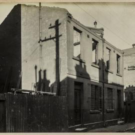 Print - Terraces in Goold Street Chippendale, 1920