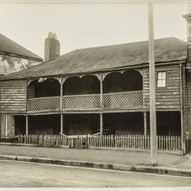 Print - House in Princes Street Millers Point, 1922