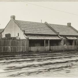 Print - Cottages in Harris Street Ultimo, 1922