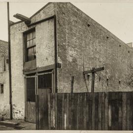 Print - Rear of Pine Street Chippendale, 1926