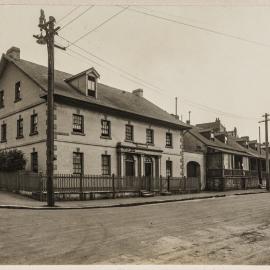 Print - Streetscape and buildings, corner of Essex and Princes Street Millers Point, 1926