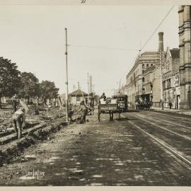 Print - Road excavation and widening of Elizabeth Street Sydney, 1909