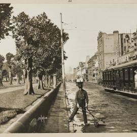 Print - View south along Elizabeth Street, between Park and Bathurst Streets Sydney, 1909