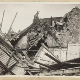 Print - Demolition in Dowling Street Woolloomooloo, 1944