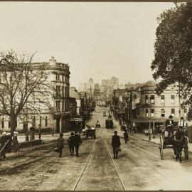 Streetscape of William Street near Cook and Phillip Park, 1916