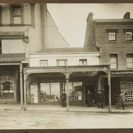 Print - Buildings with commercial businesses and shops, William Street Darlinghurst, 1916