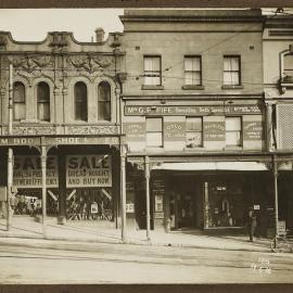 Print - Streetscape with shops in William Street Darlinghurst, 1916