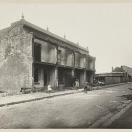 Print - Demolition of terrace houses in Grose Street Camperdown, 1919