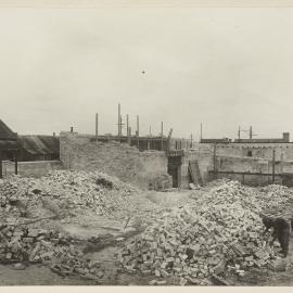 Print - Construction of the Municipal Council of Sydney Electricity Depot Camperdown, 1919