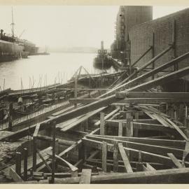 Print - Pyrmont Power Station Salt water conduit Pyrmont, 1920