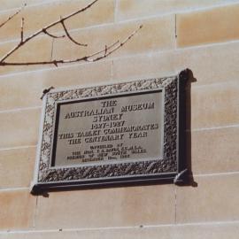 Australian Museum centenary plaque, College Street Sydney, 1986