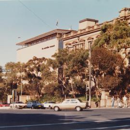 The Australian Museum, William Street Darlinghurst, 1986