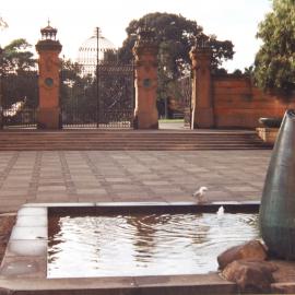 Palace Garden Gate Royal Botanic Gardens, Macquarie Street Sydney, 1986