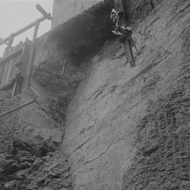 Construction site shoring, College Street Darlinghurst, 1971