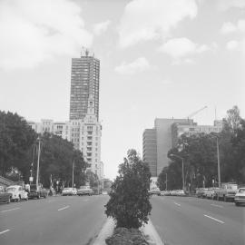 Pedestrian crossing, Park Street Sydney, 1971