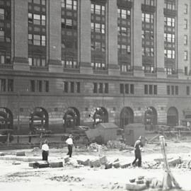 Council road gang at work in Martin Place Sydney, 1933