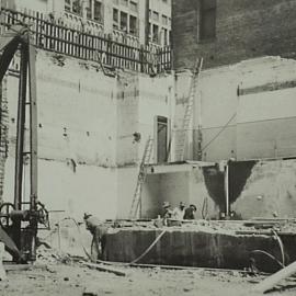 Demolition of the old Sun building site, Elizabeth Street Sydney, 1933