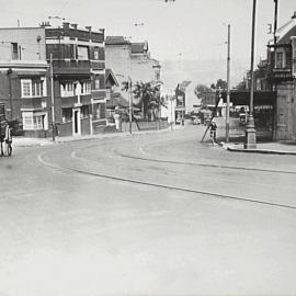 Horse drawn laundry cart on Bayswater road Potts Point (Kings Cross), 1929