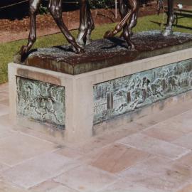 Statue 'Horse and Foal', Royal Botanic Gardens Sydney, 1986