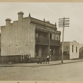 Print - Terrace houses and buildings in Wattle Street Ultimo, 1910