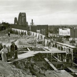 Construction of off ramp, Bradfield Highway The Rocks, 1941
