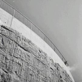 Completed retaining wall, Circular Cut Millers Point, 1941
