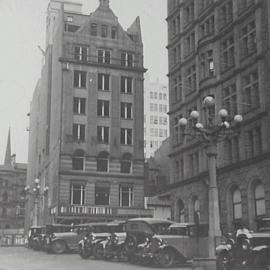 The Old "Sun" building, Castlereagh Street Sydney, 1933