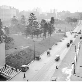 Traffic on College Street, Hyde Park Sydney, 1928