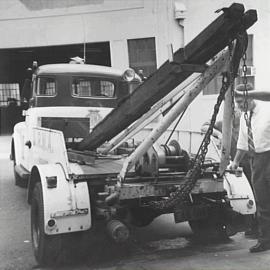 National Roads and Motorists Association tow truck, Sydney, 1962
