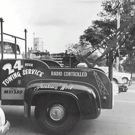 Tow truck, Sydney, 1962