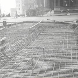 Removal of Druitt Street men's convenience, Druitt Street Sydney, 1933